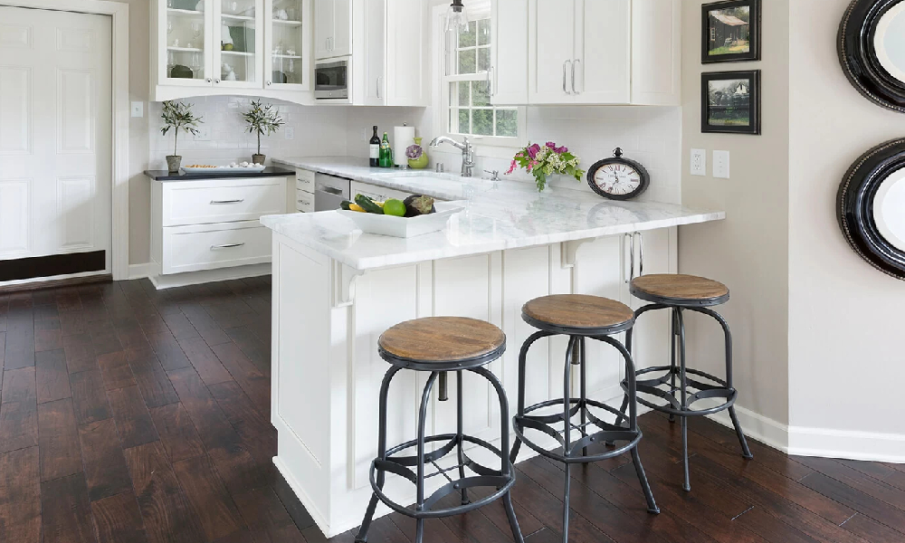 How to Decorate a Small Kitchen